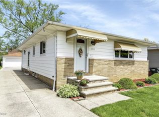 13717 Carpenter Rd, Garfield Heights, OH 44125
