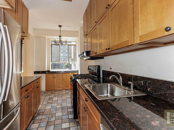 3rd image of 2727 Palisade Ave APT 5G