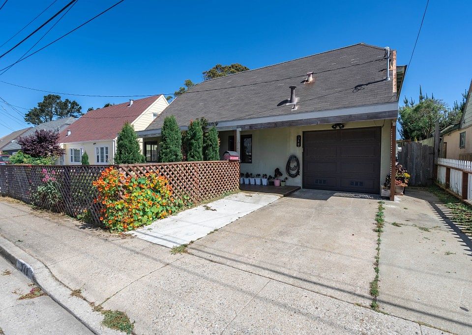 1st image of 348 Heathcliff Dr