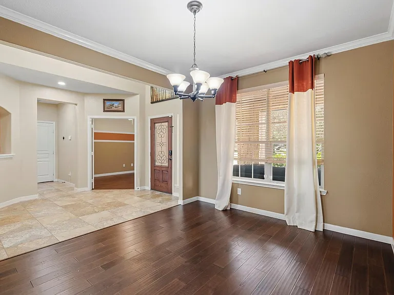 25907 Foxrun Vista Dr — Photo 10