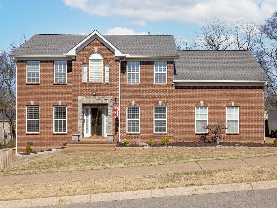 1st image of 121 Buckhaven Dr