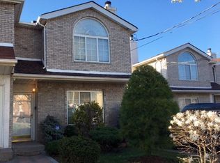 467 Hylan Blvd, Staten Island, NY 10305