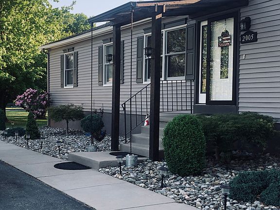 Front entrance 2