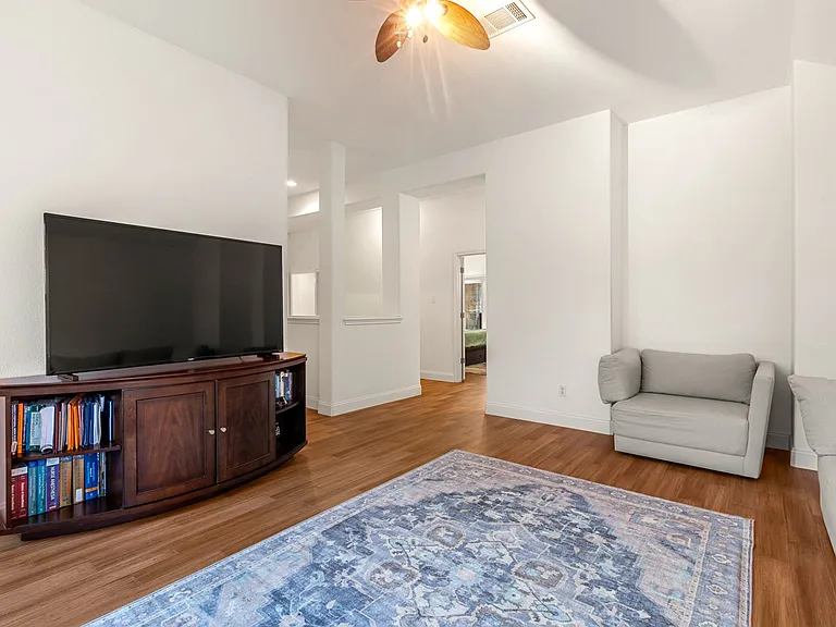10305 Channel Island Dr — Photo 24
