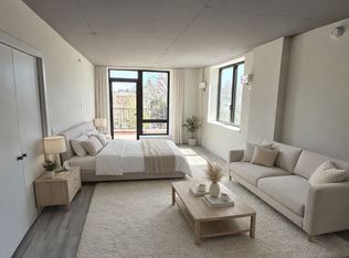 25-27 21st St #3B, Astoria, NY 11102