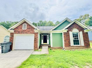 2608 Clarencefield Dr, Charlotte, NC 28216