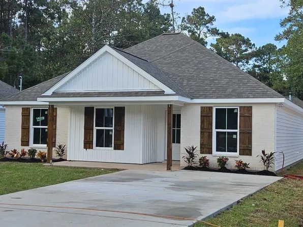 105 Bryant St, Madisonville, LA 70447