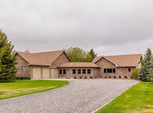 33 Road 3DX, Cody, WY 82414