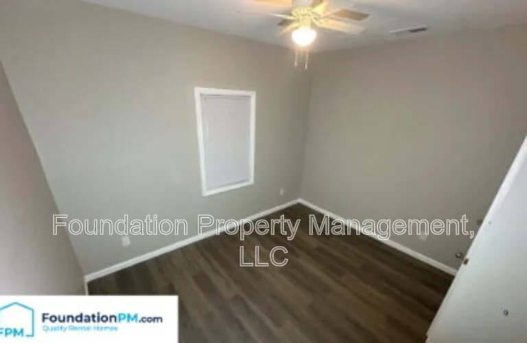 772 Pearce St — Photo 14