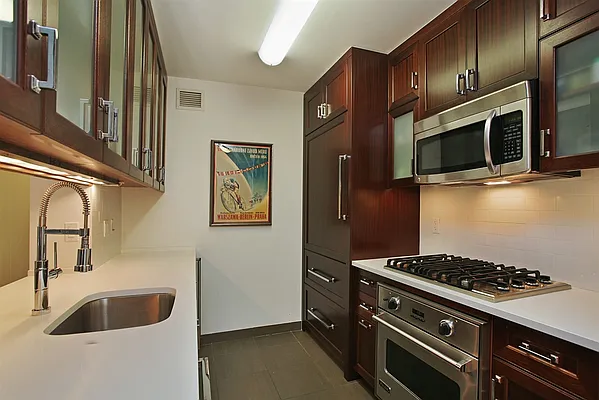 Sold by Corcoran | media 10