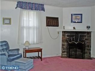 20 Clover Ln, Wayne, PA 19087