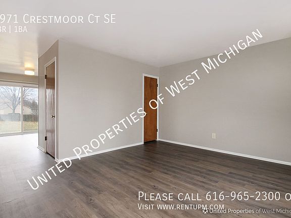 4th image of 1971 Crestmoor Ct SE