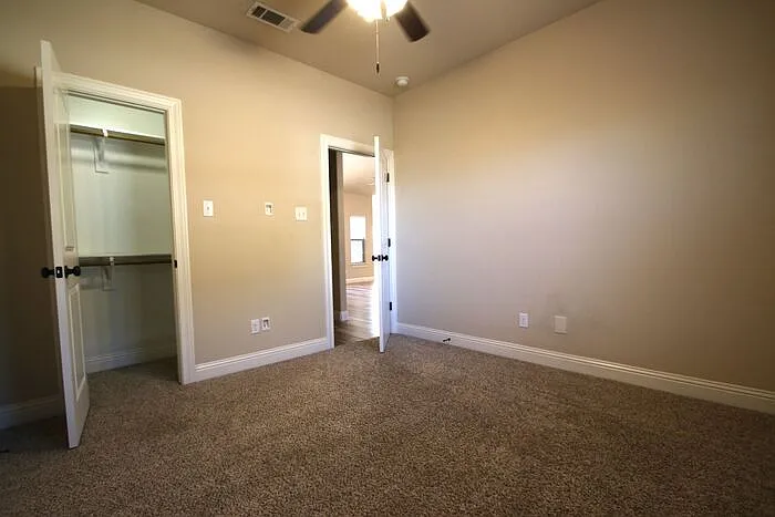 8009 Bangor Dr — Photo 20