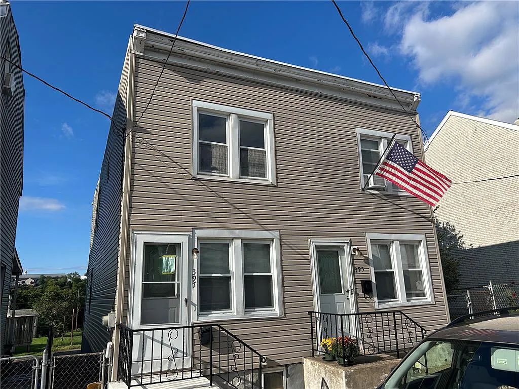 2 bed, 1.0 bath, 800 sqft, $1,395 — Photo 1