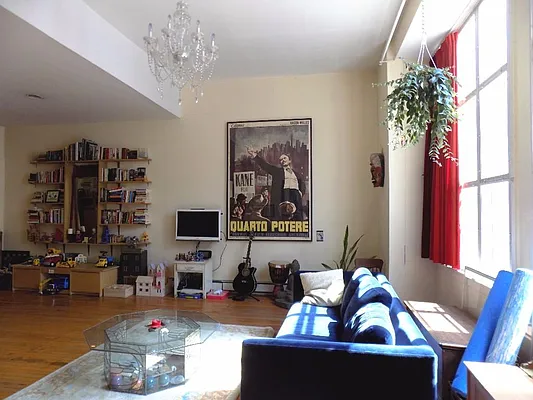 Rented by Blue Egg Realty Corp | media 18