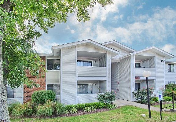 One Bedroom Building