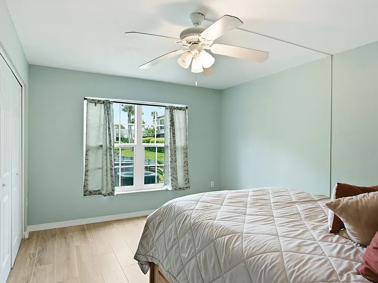 2453 Egret Blvd #1 — Photo 30