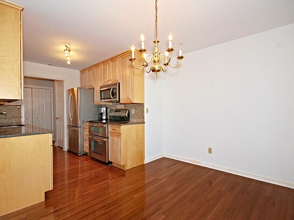 3rd image of 61 Seaview Ave APT 78