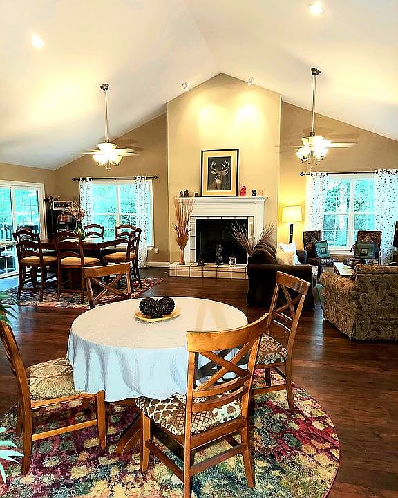 MAIN FLOOR
