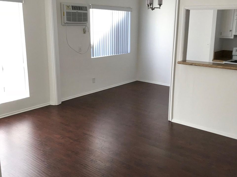 2nd image of 1382 Kelton Ave