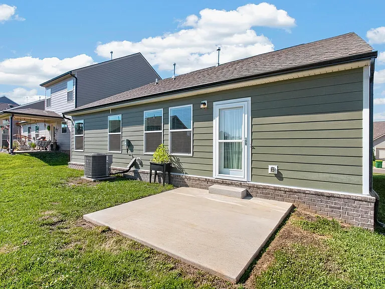 620 Cedar Brook Dr — Photo 35