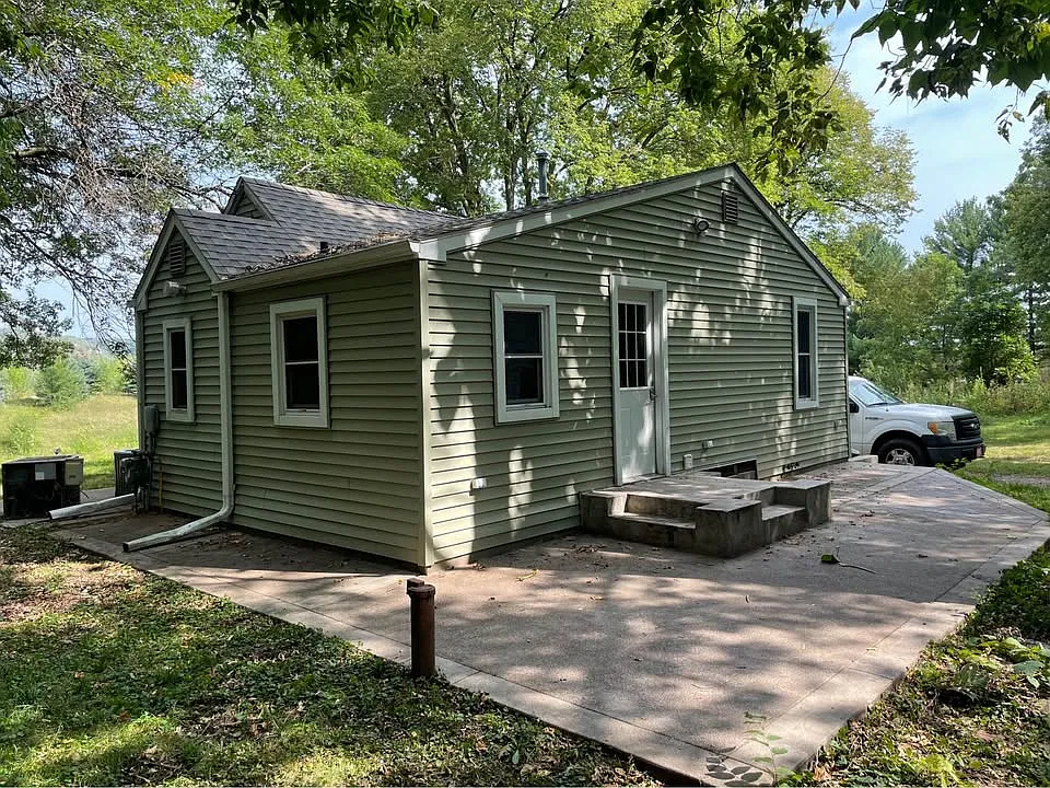 2 bed, 630 sqft, $1,250 — Photo 3