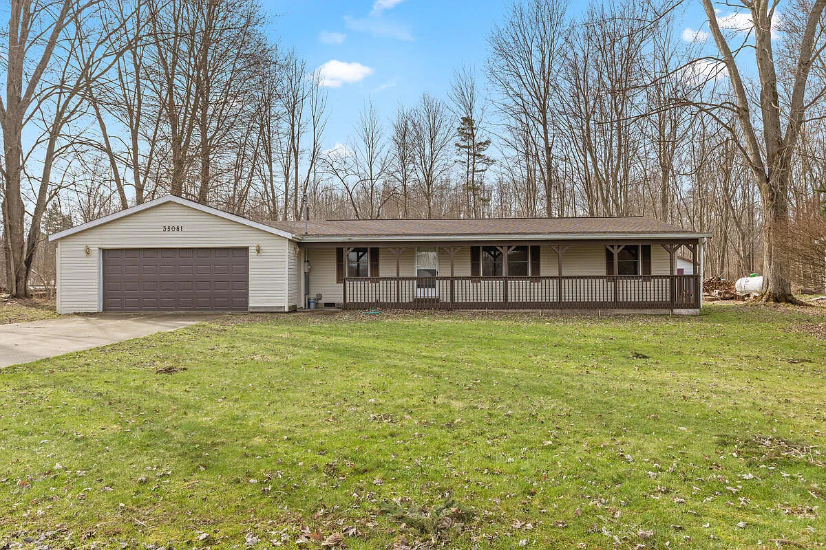 35081 Sweet Lake Dr photo 1