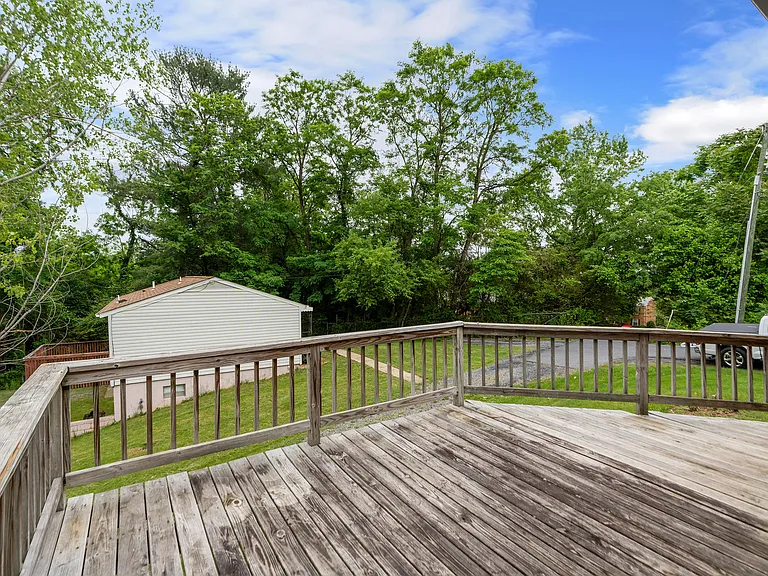 5 Mountain View Dr — Photo 31