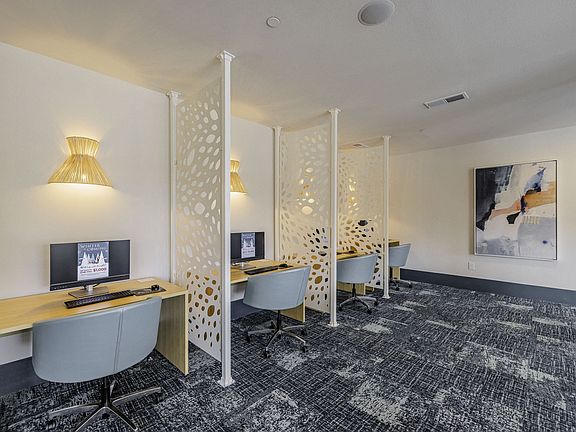 Cyber Lounge
