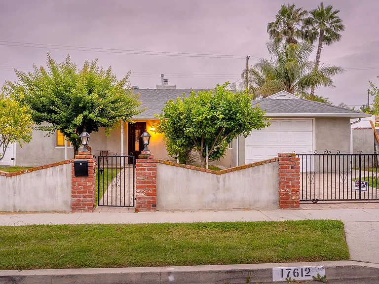 17612 Covello St — Photo 62