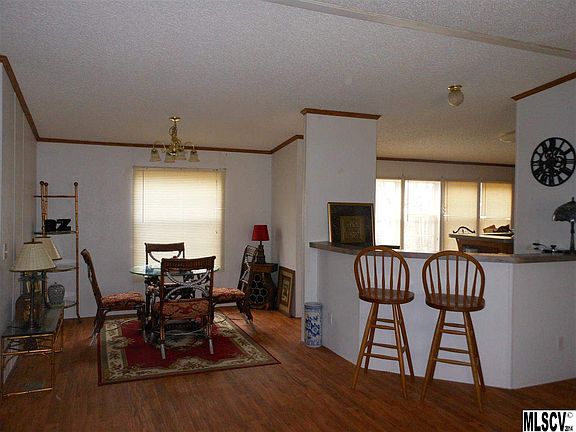4th image of 2436 Albany Dr