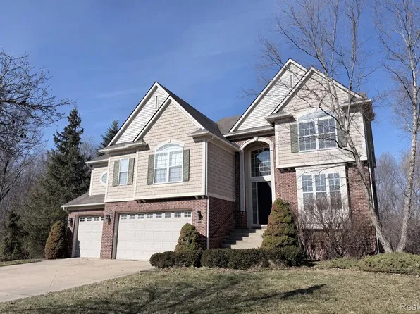 49681 S Glacier, Northville, MI 48168