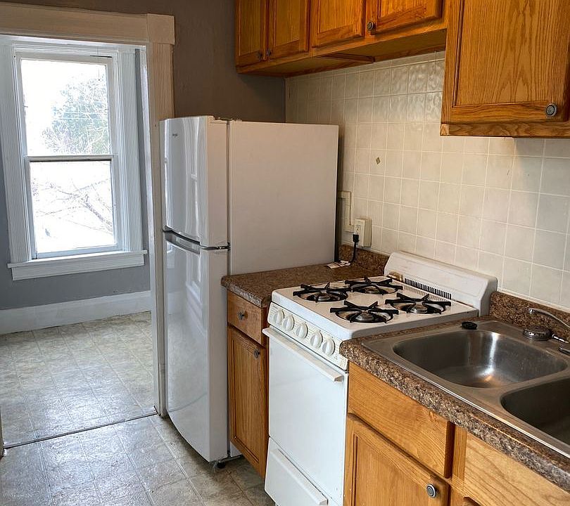 1st image of 511 S 2nd Ave #8386296