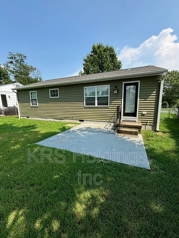 3 bed, 1.5 bath, 1250 sqft, $1,850 — Photo 4