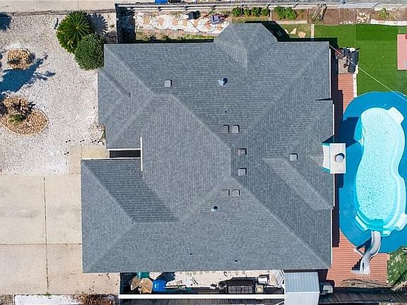 3rd image of 14854 Aquarius St