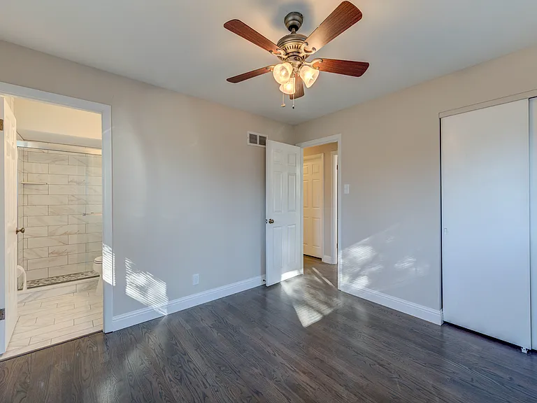 16 Fircrest Ln — Photo 13
