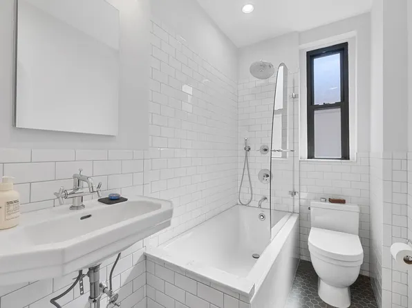 860 Grand Concourse image 10 of 12