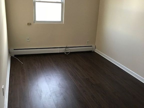 4th image of 1514 Saint Marks Ave #2