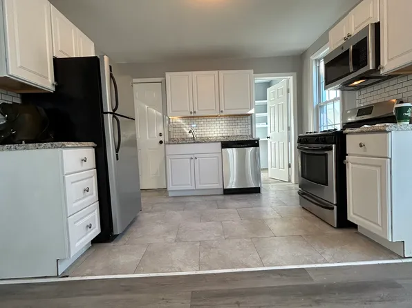 162-164 Davenport St #164A, Bridgeport, CT 06607