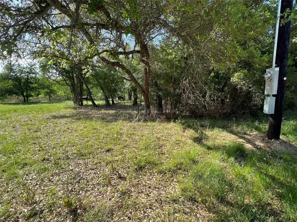 9999 Oak Point Dr, May, TX 76857