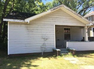 518 N 3rd St, Boonville, IN 47601