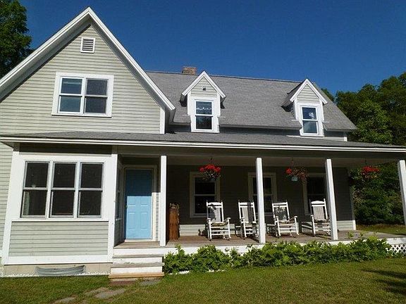 4th image of 735 Oak St