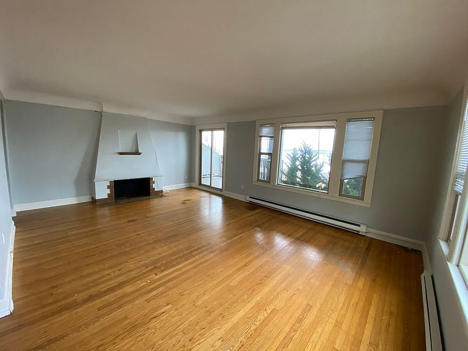 1st image of 2250 Bonair Pl SW APT 202