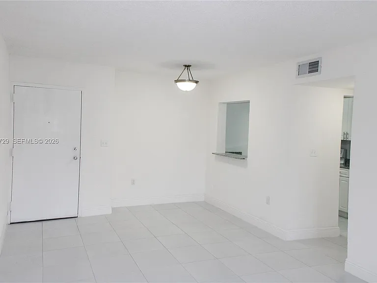 1850 SW 122nd Ave #4A — Photo 4