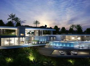 1410 Tanager Way, Los Angeles, CA 90069