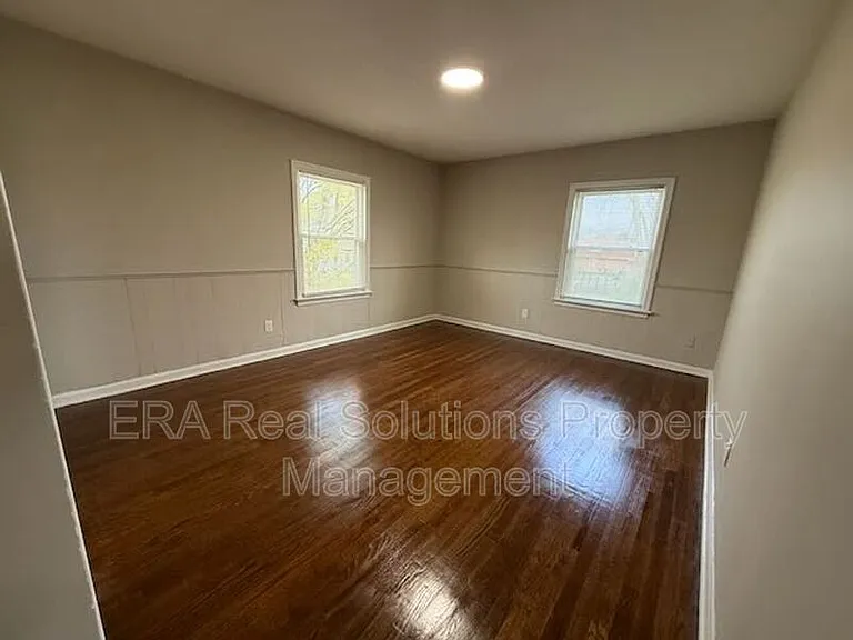 2886 Bellwood Ave — Photo 9