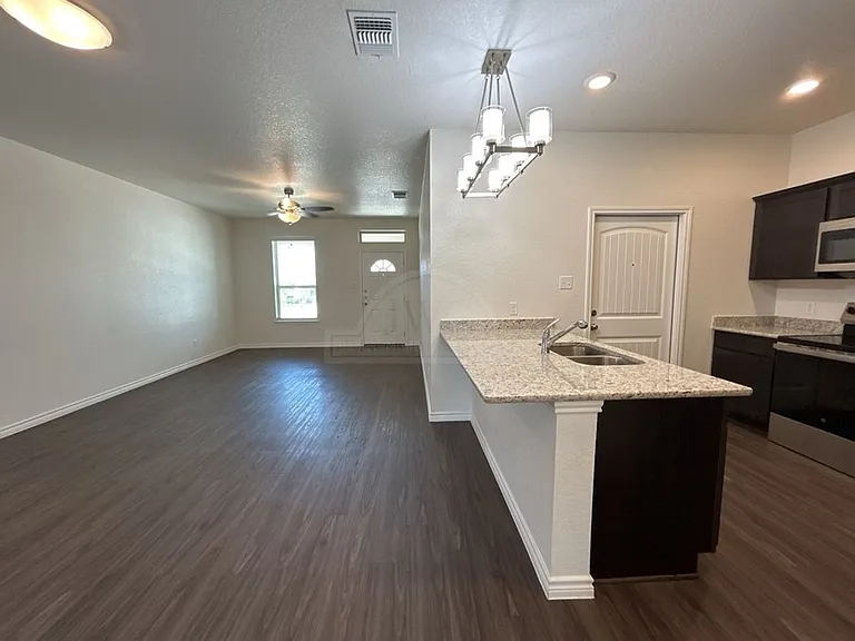 5110 Rose Garden Loop — Photo 5