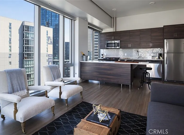 100 Van Ness Ave #1511 — Photo 1