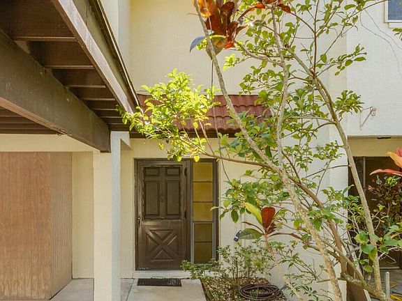 2nd image of 8753 Cocoa Ct