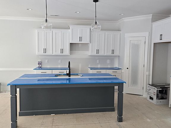 4th image of 124 Freedom Ridge Dr